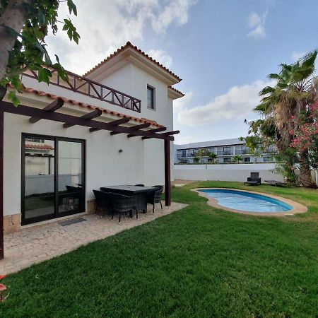 Villa With Privat Pool Near Beach Santa Maria Sal Kap Verde Exterior photo